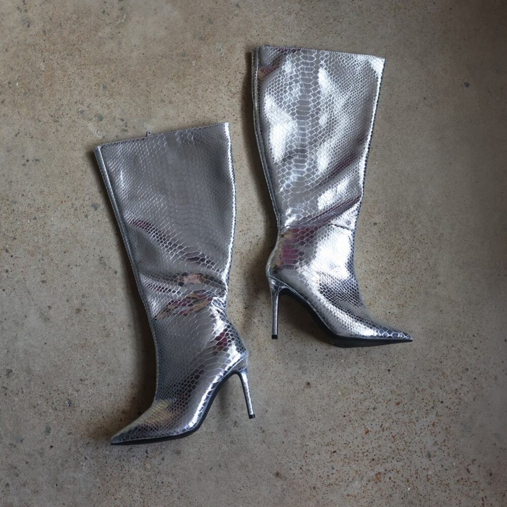 INC International Concepts Chrome Silver Croc Knee High Stiletto Boots Wide 8